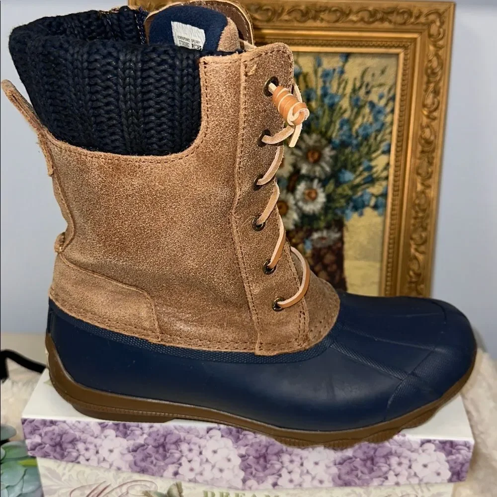 SPERRY 7.5 Top Sider Syren Misty Tan Navy Lace Leather Saltwater Duck Boots